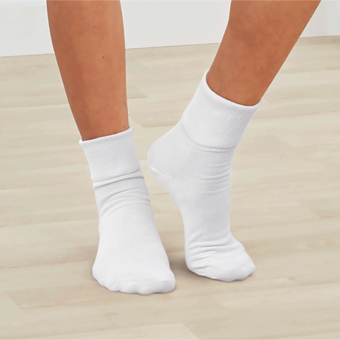 6-Pack Women's Buster Brown® 100% Cotton Socks, White, large