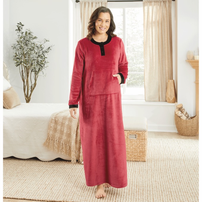 Polar Fleece Cozy Lounger, Cherry Black, large